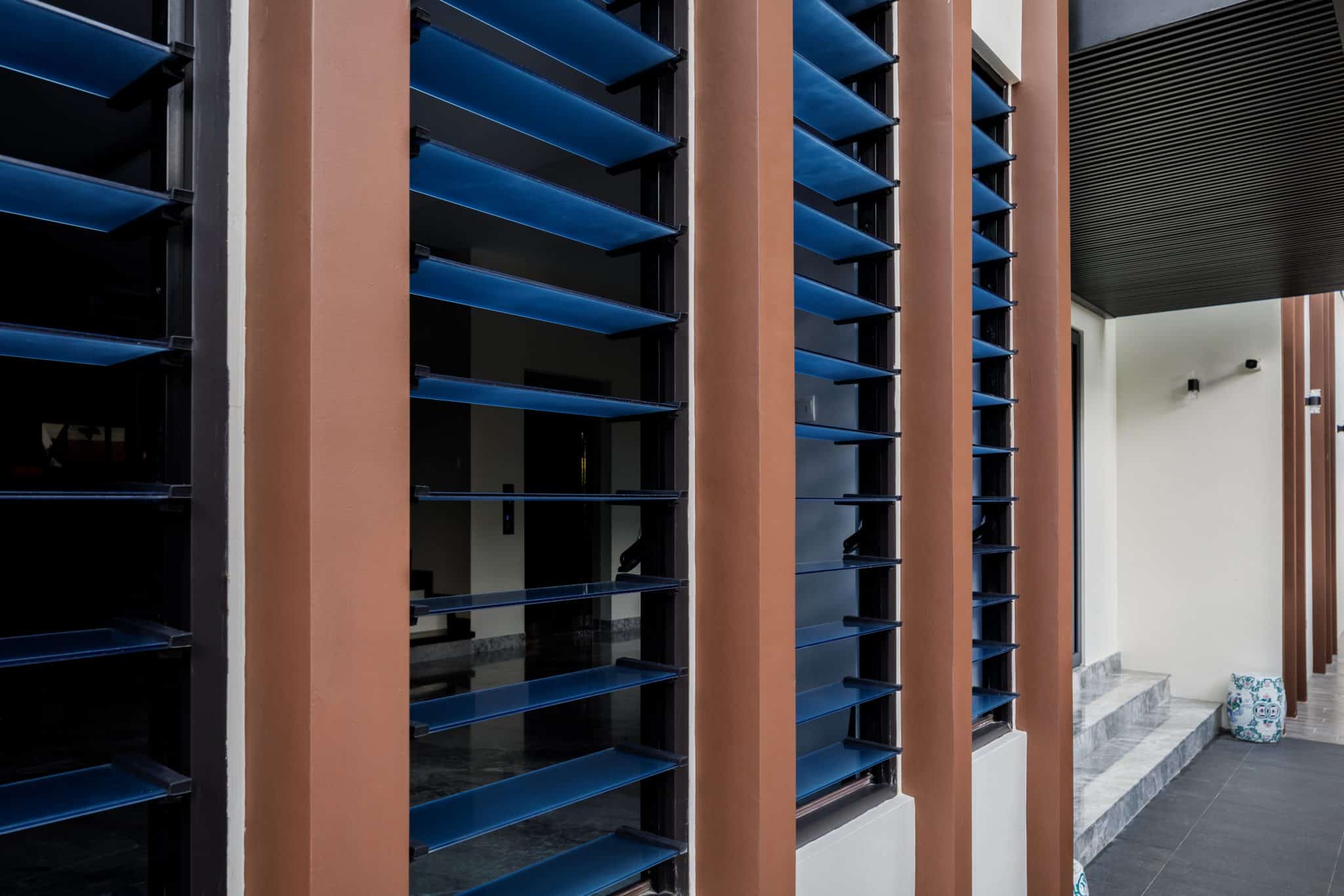 Sapphire UPVC Louvre Sapphire Windows